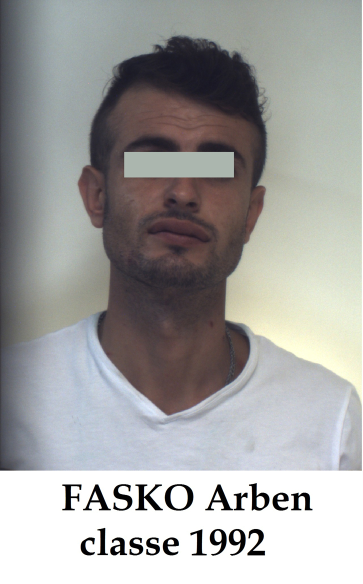 EMRI & FOTO GALERI/ Itali, shqiptari tradhton veten, i gjejnë drogën në çantë