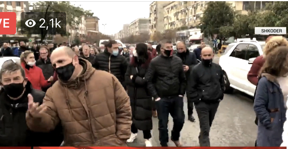 VIDEO/ Protestë e madhe në Shkodër