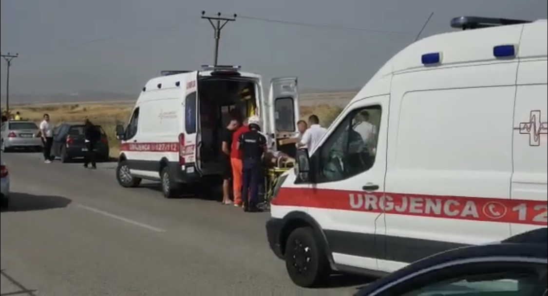 Aksident tragjik në autostradën Fier Vlorë, 4 persona humbin jetën, shuhet gjithë familja
