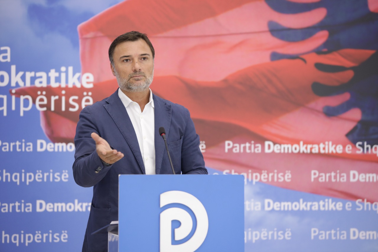 Emërimi i ushtarit të Tom Doshit në IKMT Shkodër, PD: Zyrtarizohet aleanca e masakrës zgjedhore Rama-Doshi