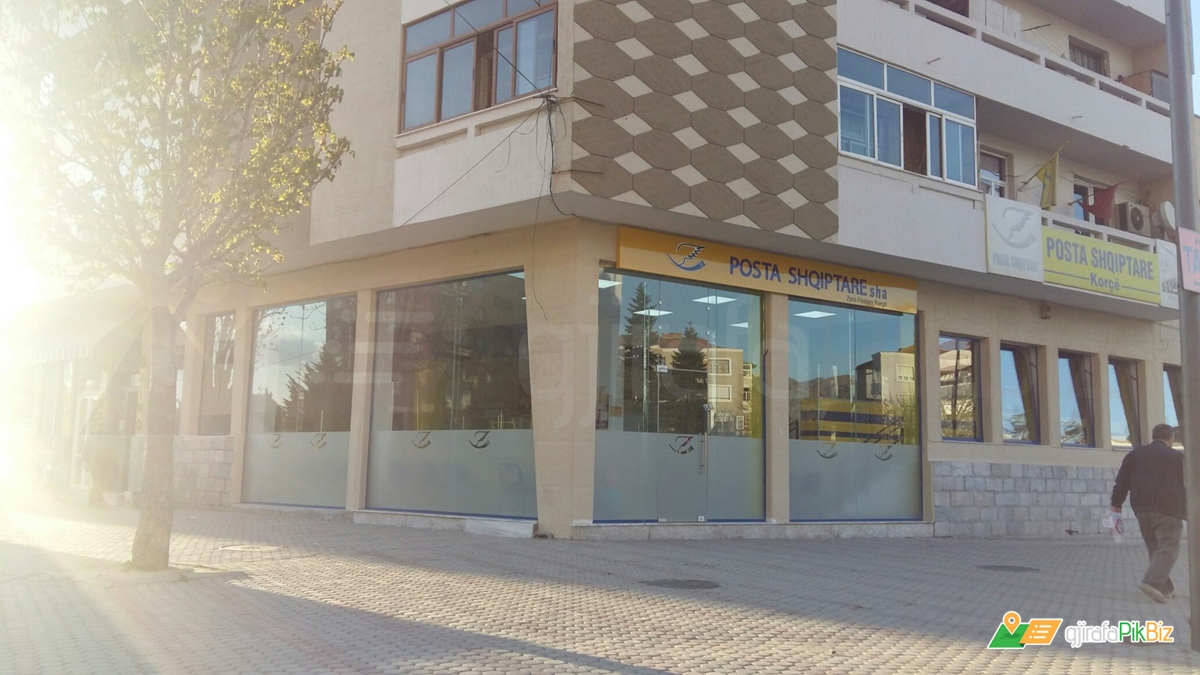 Pse u arrestua ish drejtori i Postës së Korçës, për 7 persona ndalohet udhëtimi jashtë shtetit