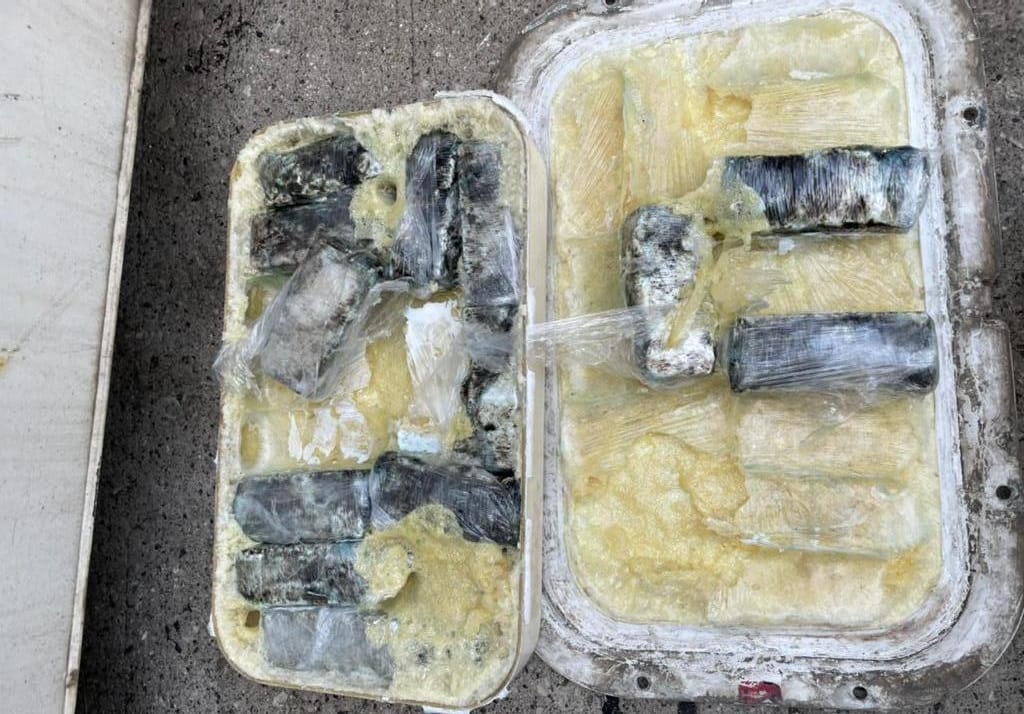 Kompania e tregtimit të bananeve sikur i pjell kokaina, zbulohet sasi tjetër droge në kontenierët e saj në Durrës