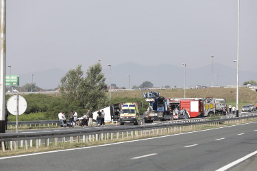 Aksidenti tragjik i autobusit me emigrantë nga Kosova në Kroaci, 10 viktima dhe 20 të bllokuar