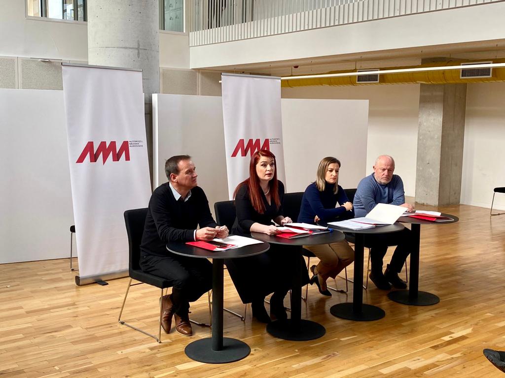 AMA feston ditën e radios në Korçë, diskutime dhe ide për të ardhmen