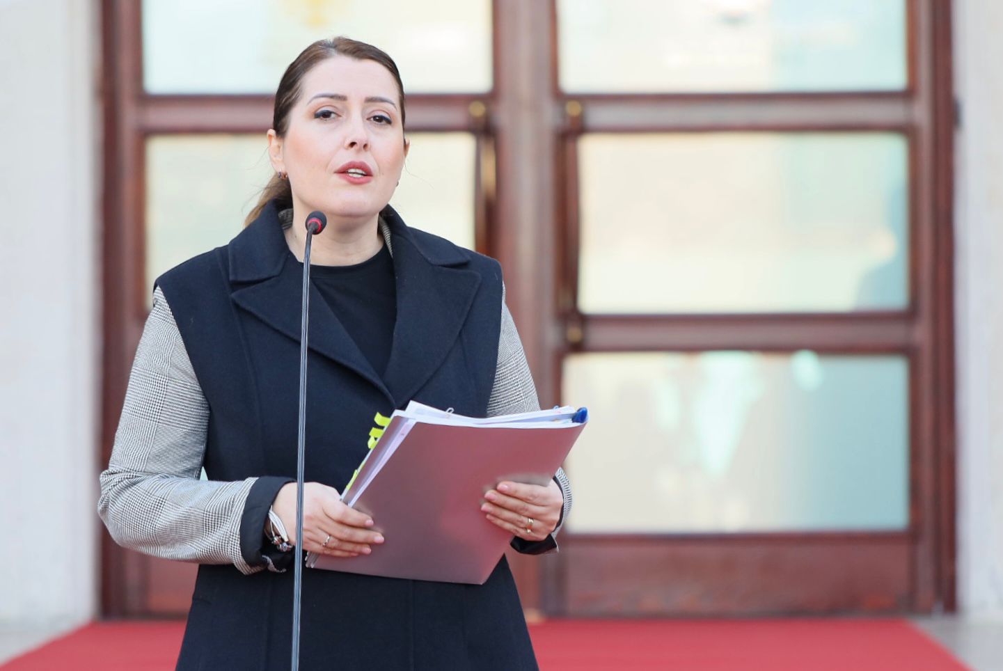 Miratohet ngritja e Komisionit për ‘Fëmijët në përkujdesje të Republikës’ dhe shtrirja e reformës së aftësisë së kufizuar