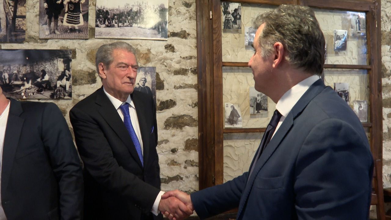 Berisha takim në Shkodër me senatorin italian të ‘Lega Nord’, Manuel Vesoci