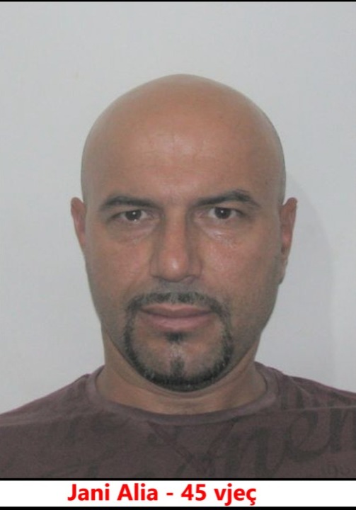 5 MOST WANTED/ Policia e Shtetit, para për informacion për 5 personat më të kërkuar, shihni në foto dhe telefononi në këtë numër
