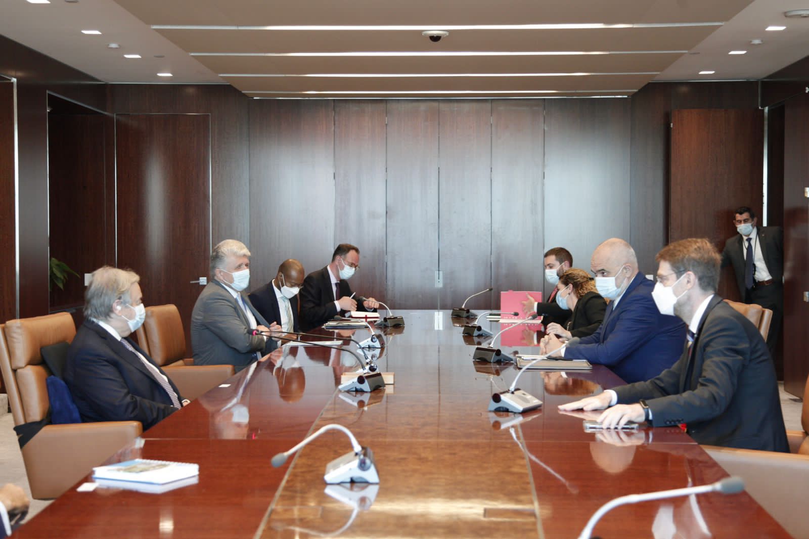 SHBA, Kryeministri Rama takon Sekretarin e Përgjithshëm të OKB, António Guterres, mësohen detaje nga biseda