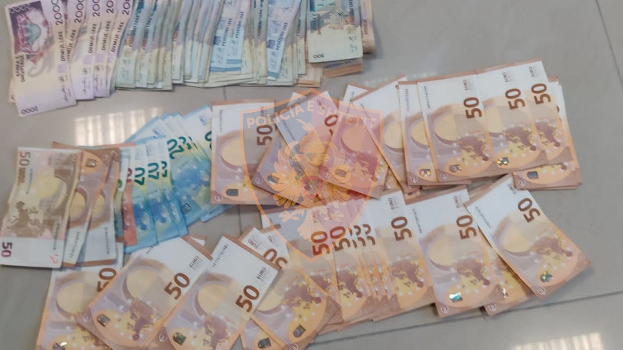 Ndalohet nga policia kambisti ‘pirat’ në Fier
