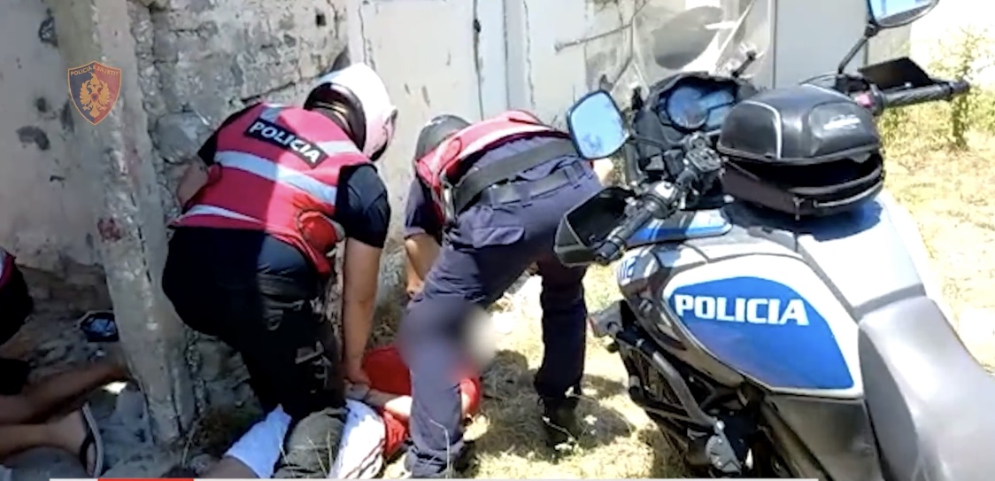VIDEO/ Momenti i arrestimit të Ani Begaj, kreu 2 vrasje në 2016