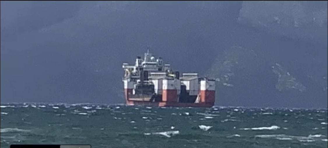 “Rama po helmon Vlorën, kontraktoi pa tender 760 milionë dollarë”