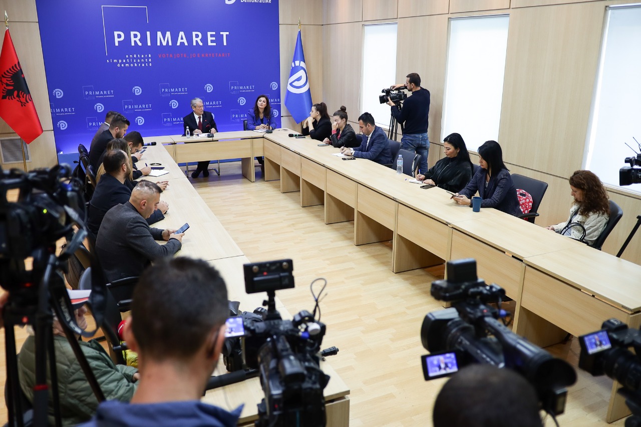 “Të gjithë mund të vijnë në protestë, përveç Lulzim Bashës”