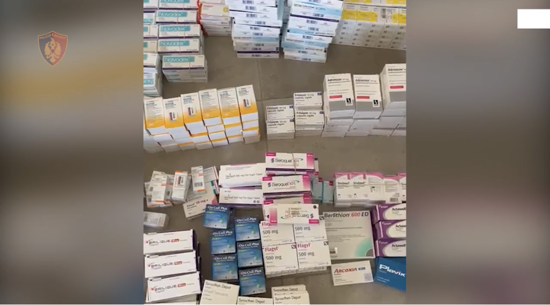 Bie në pranga farmacisti në Shkodër, kontrabandë ilaçesh. Hetime për 4 doganierë