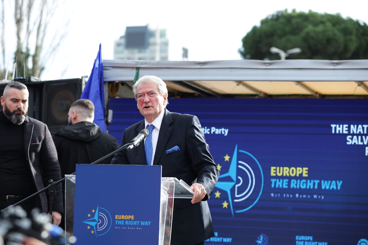 “Personi që goditi policinë, agjent i policisë kriminale në rrjetet e trafikut të drogës”