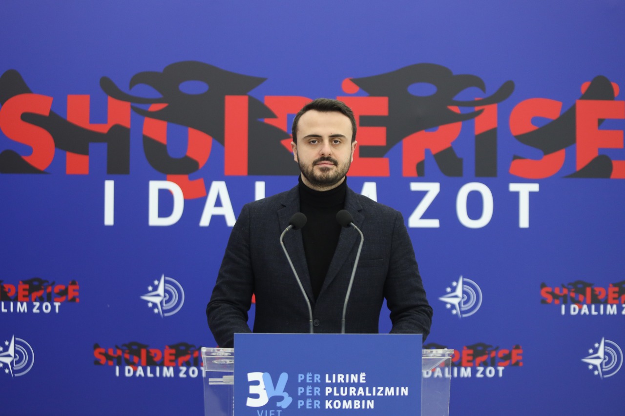 Xhaferri: “Paketa e madhe” e Ramës, studentët mungojnë në listën e kategorive përfituese