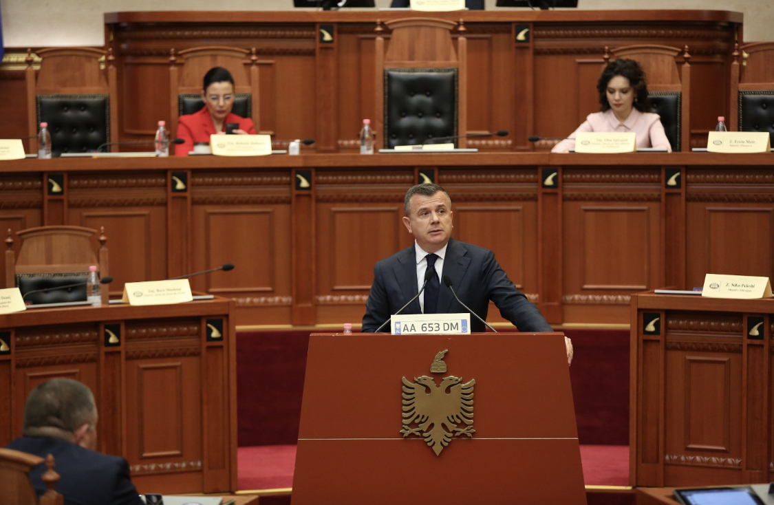 Ministri i Brendshëm, Balla di emrin e personit 46 vjeç që nxori Xhixhon jashtë kufirit