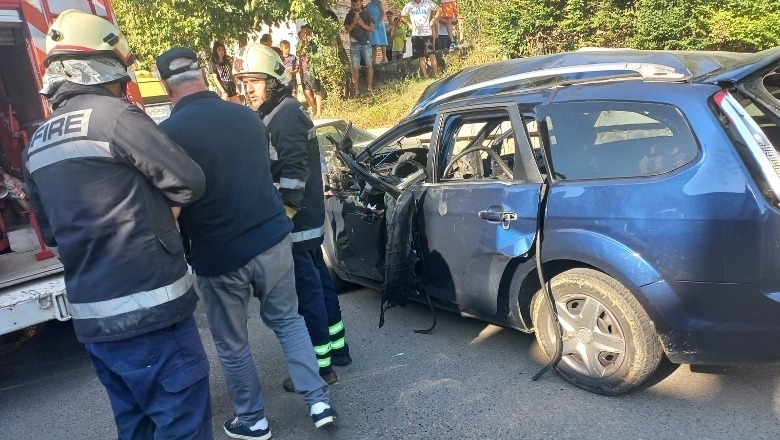 Shpërthimi në Gramsh, policia: Në kroskotin e makinës kishte amonit malor