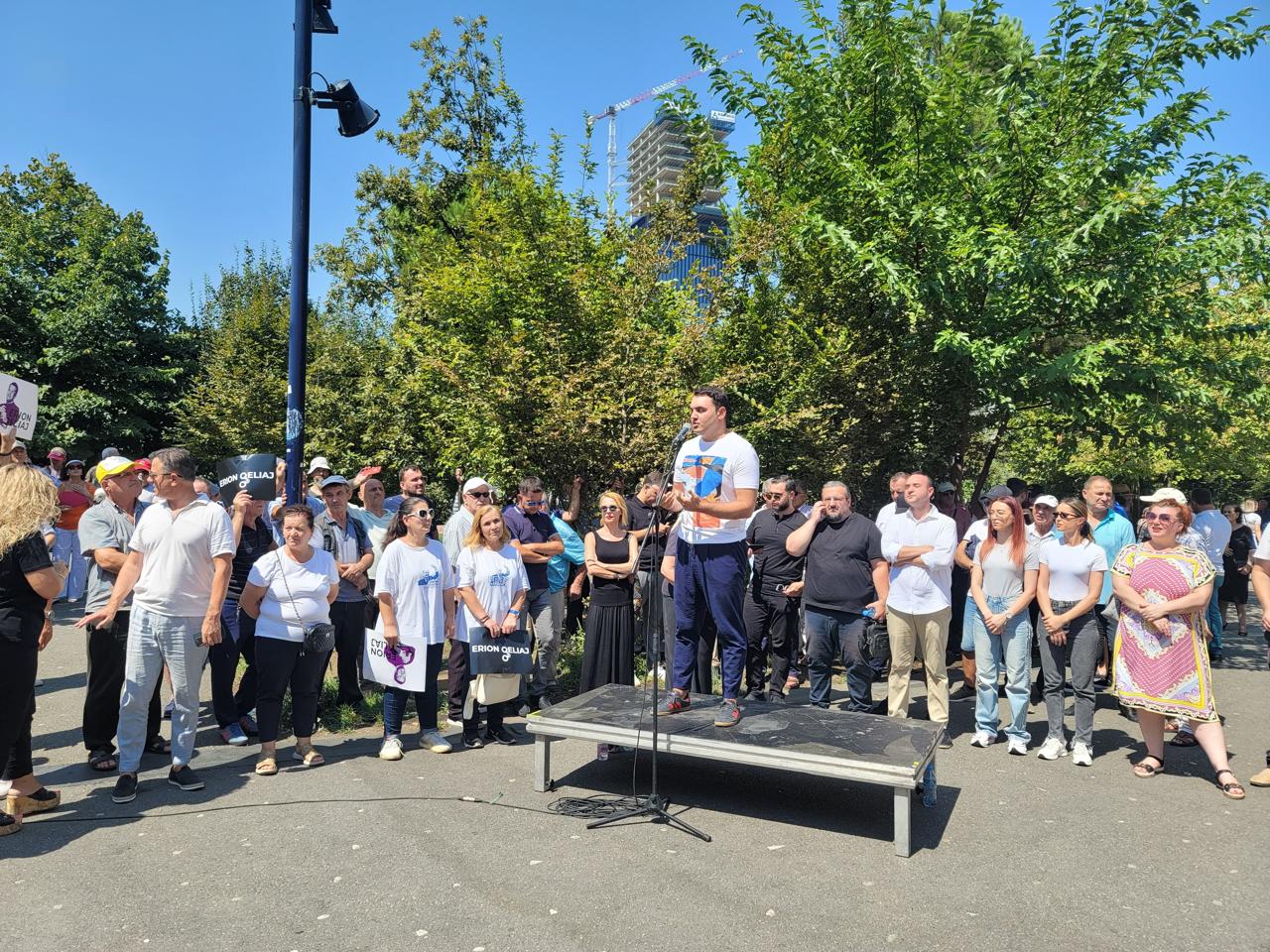 Opozita në protestën e 22 te bashkia e Tiranës: E bënë kryeqytetin të pajetueshëm