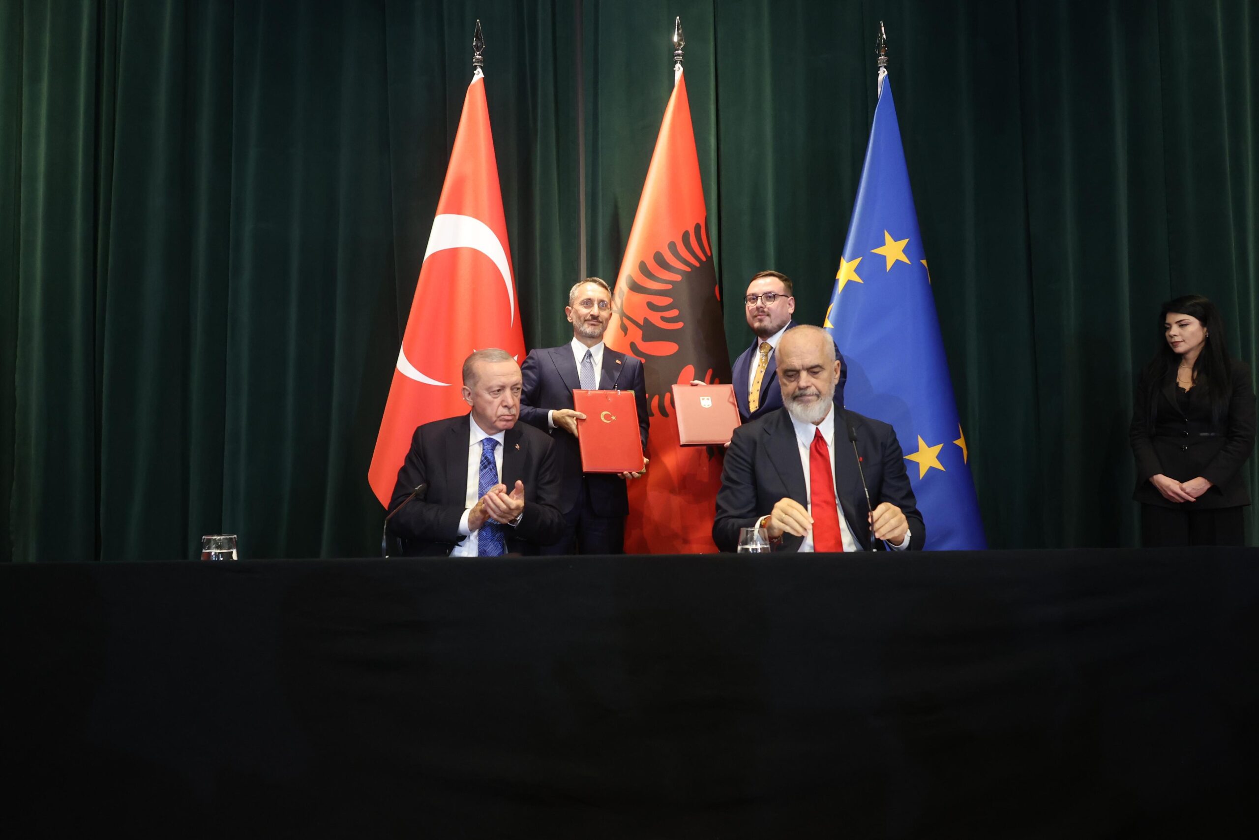 Paska një diferencë në qëndrime mes Erdogan dhe Ramës