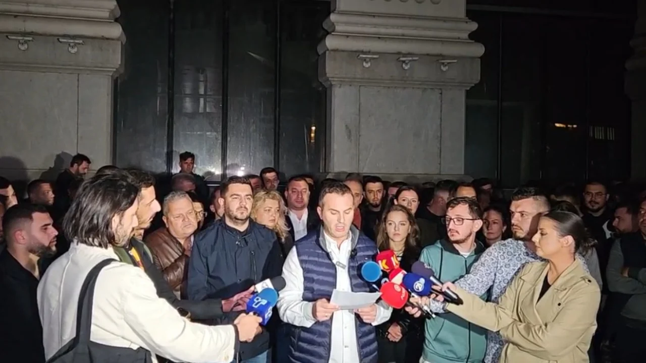 Kushtetuesja e Maqedonisë godet Marrëveshjen e Ohrit, shfuqizon balancimin