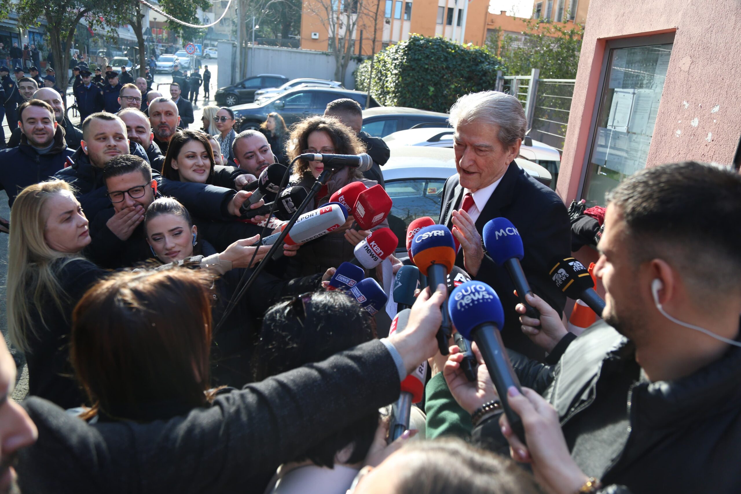 PËRGJIMI/ Berisha paraqitet në SPAK, publikon të tjera përgjime: Ja si implikohet Balla në dosjen ‘Toyota Yaris’