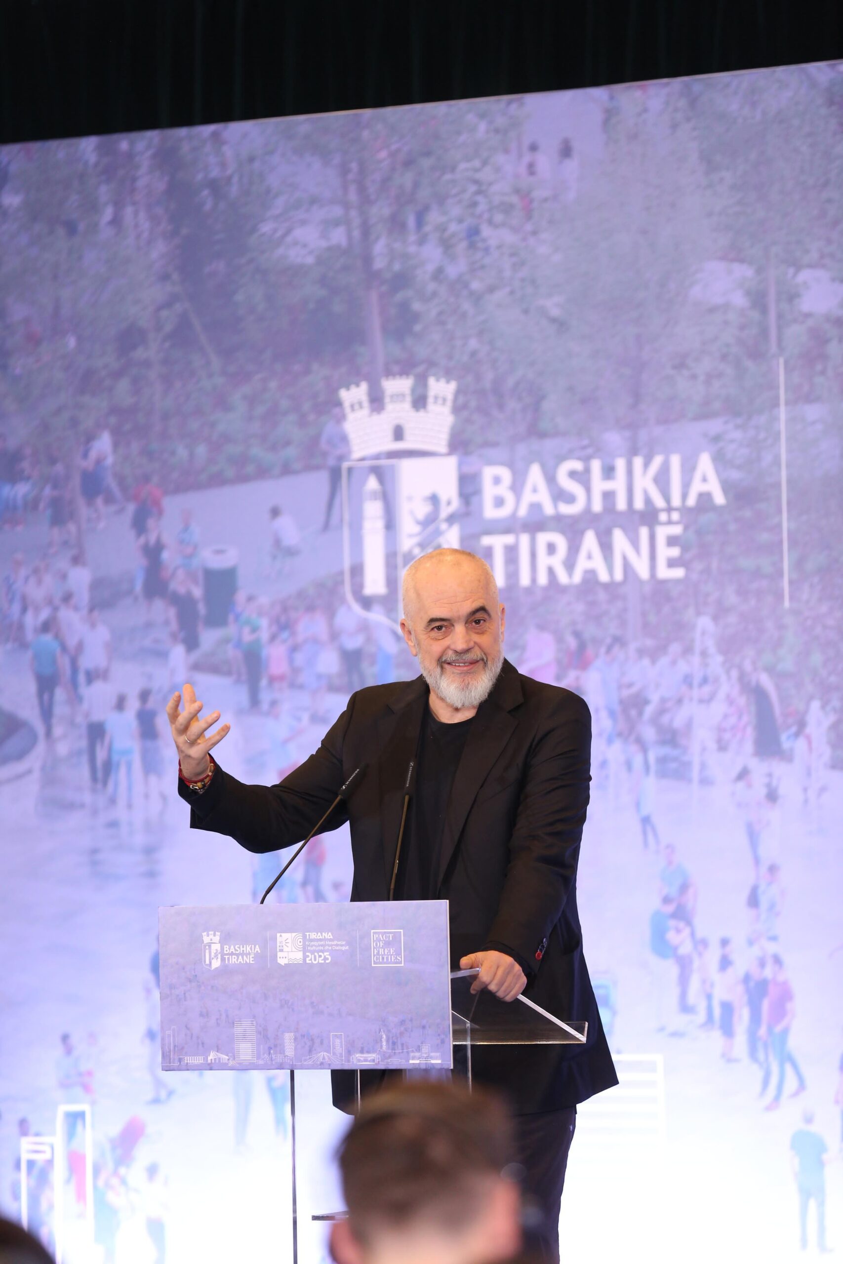 Rama mohon sërish mundësinë për strehimin e 100 mijë palestinezëve në Shqipëri