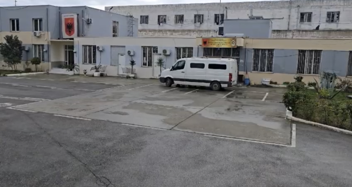 VIDEO/ Veliaj kaloi natën në Bllokun e Sigurisë, sot arriti në Durrës