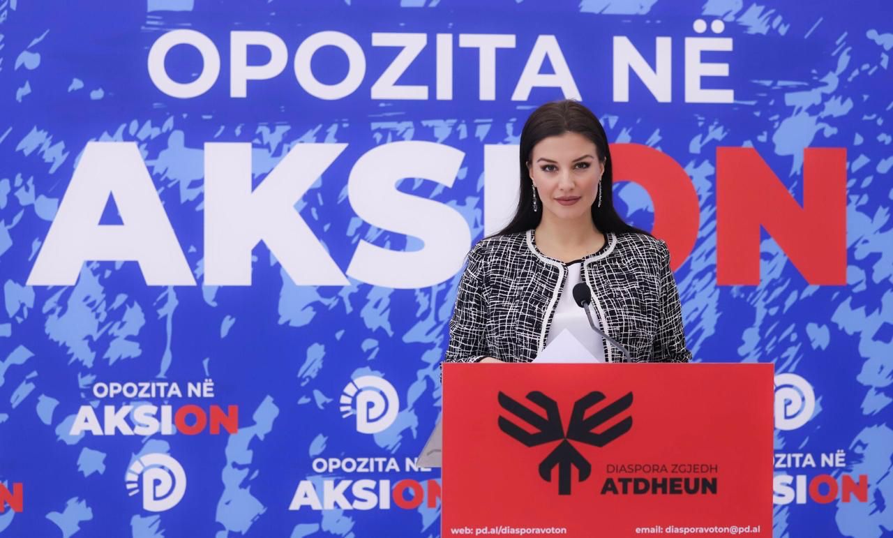 Opozita reagon ndaj kërcënimeve të gazetarëve në studio dhe online