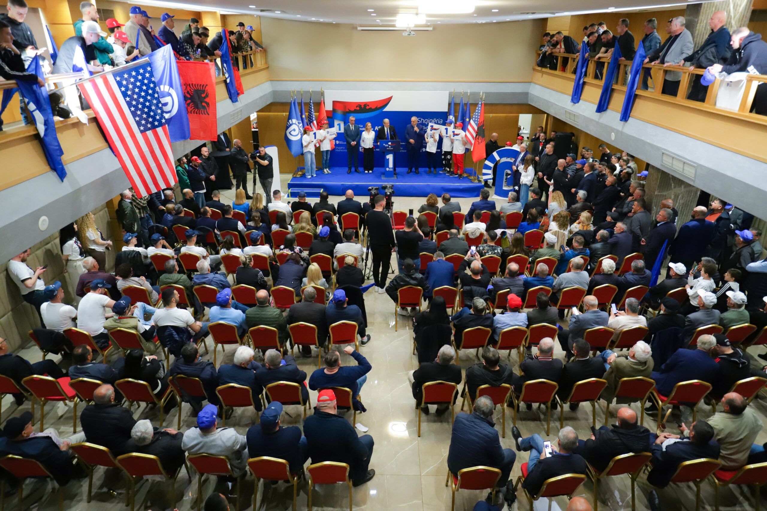 Presidenti i Urdhrit të Maltës dhe ministrja kroate në fushatën e PD/ Berisha: Kroacia e ndërton kilometrin me 1.6 mln euro, Rama me 17 mln euro