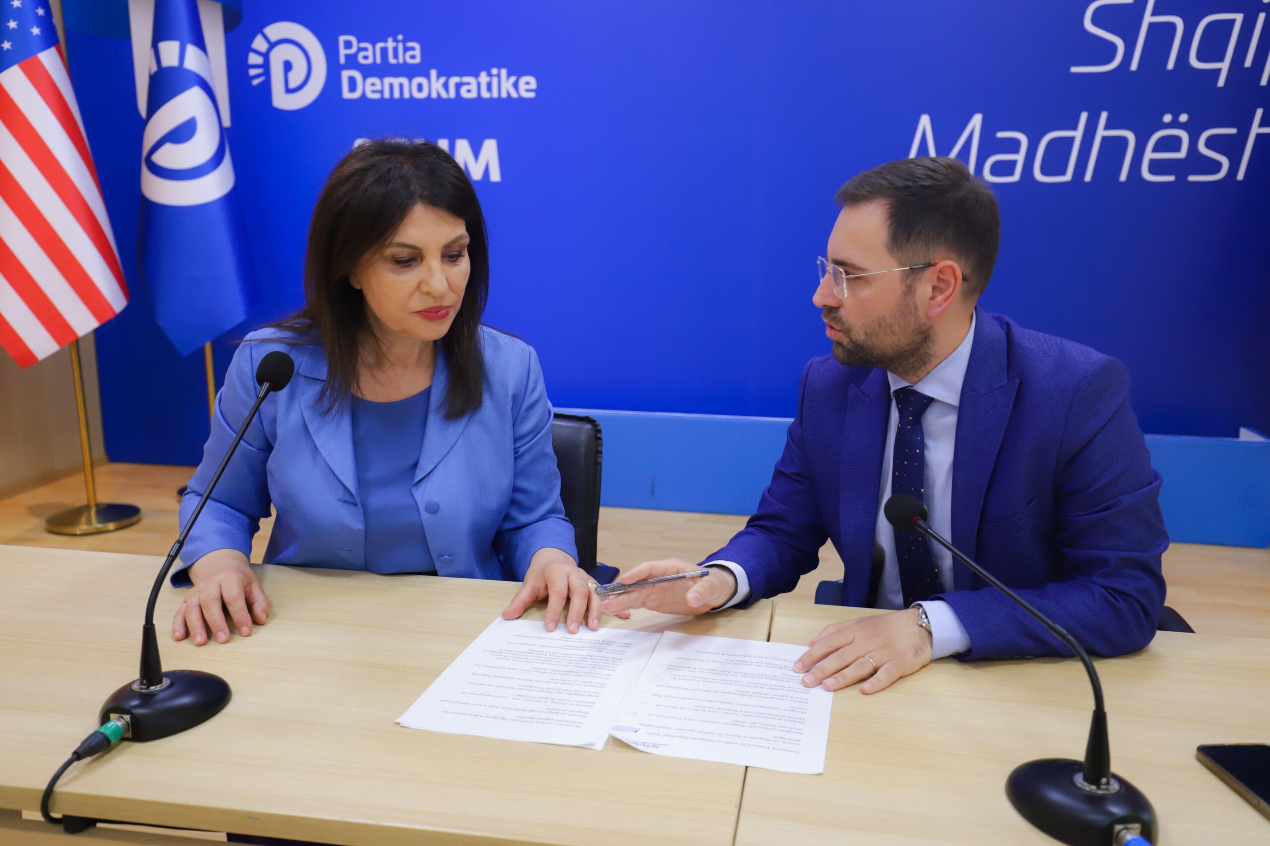 Topalli dhe Nuri: Batërdia me zarfet nga DHL Në Greqi zarfat merren nga persona të pautorizuar