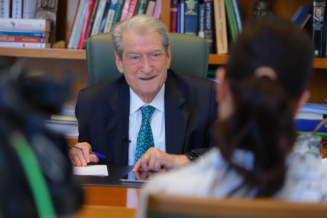 Berisha: Për çdo çift një çati, për familjet që do bëhen me fëmijë të tretë, shteti do të paguajë kredinë e shtëpisë