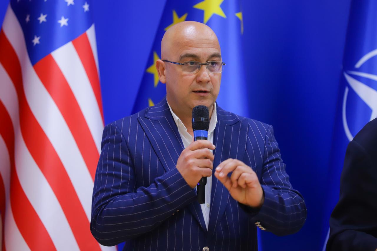 Blendi Himçi: Në 80% të KZAZ nuk u bë skanimi i kutive të votimit