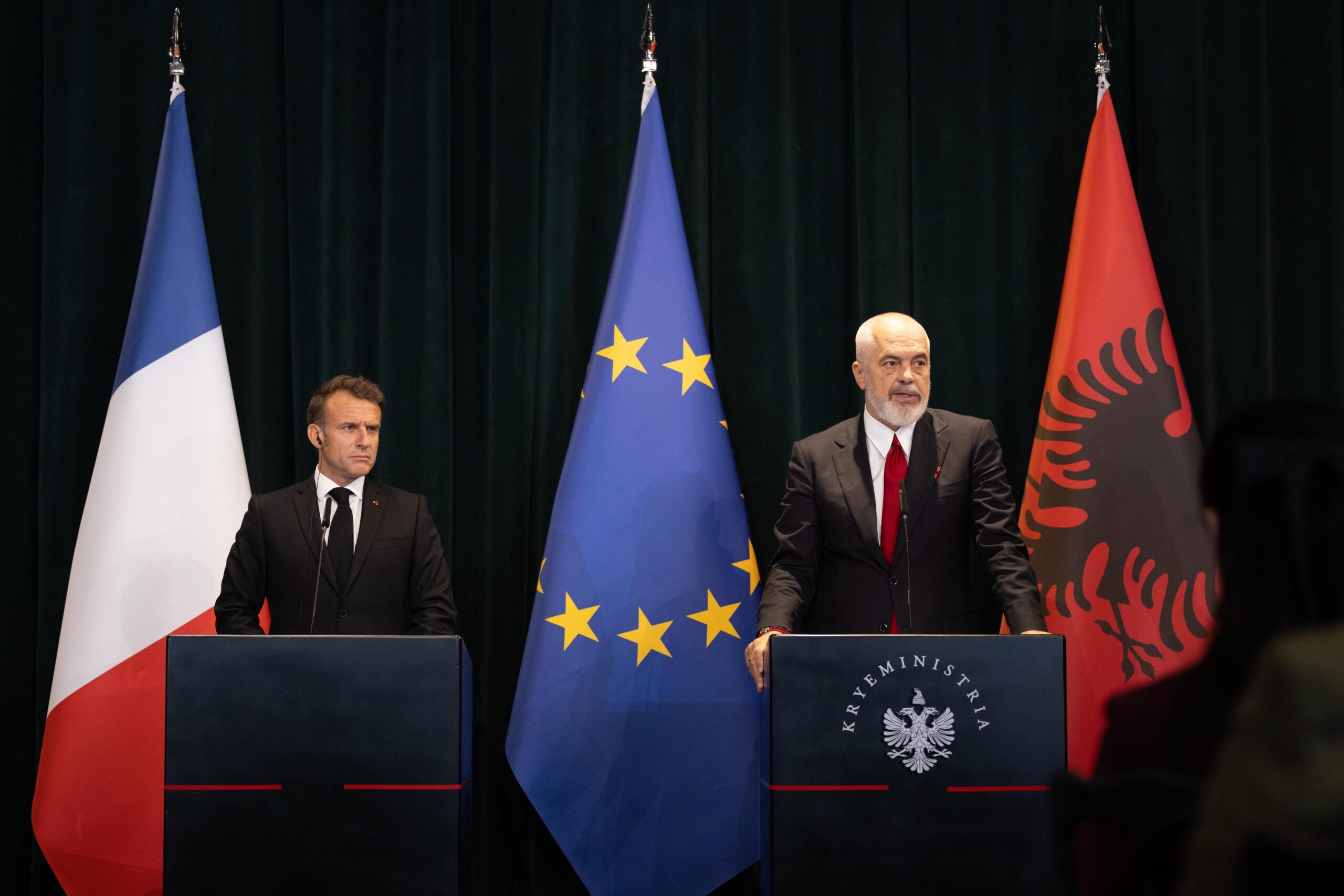 Rama takim me Macron, Franca investime në fushat e infrastrukturës shqiptare