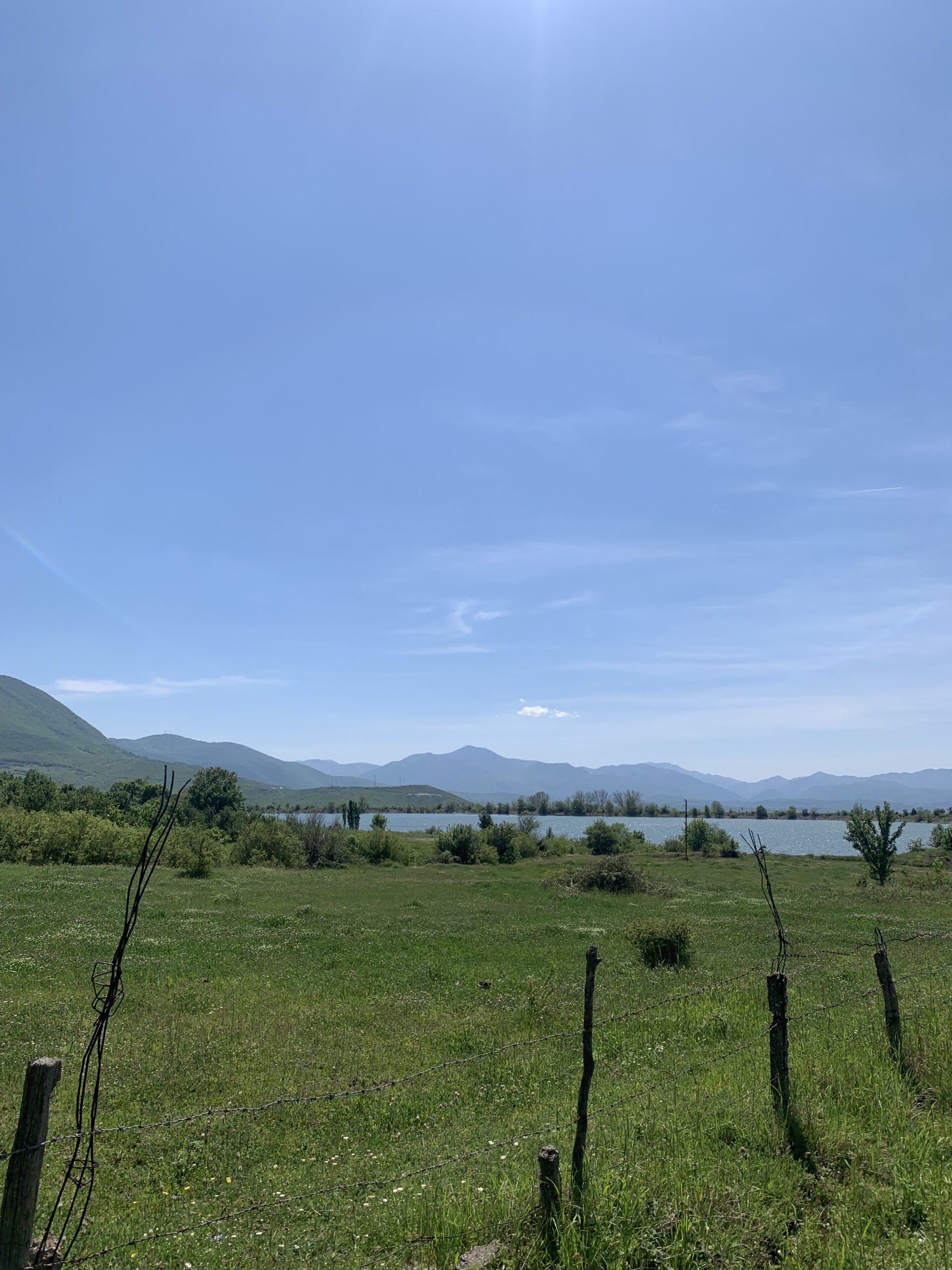 Sherr për pronat në Has, dy familje përfshihen në dhunë