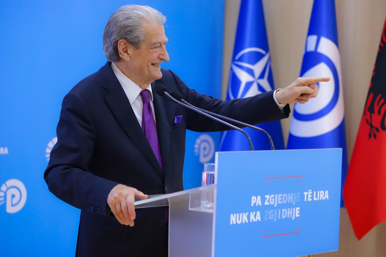 Berisha komenton postimin e Ambasadës amerikane për zgjedhjet, çfarë nënkupton ai