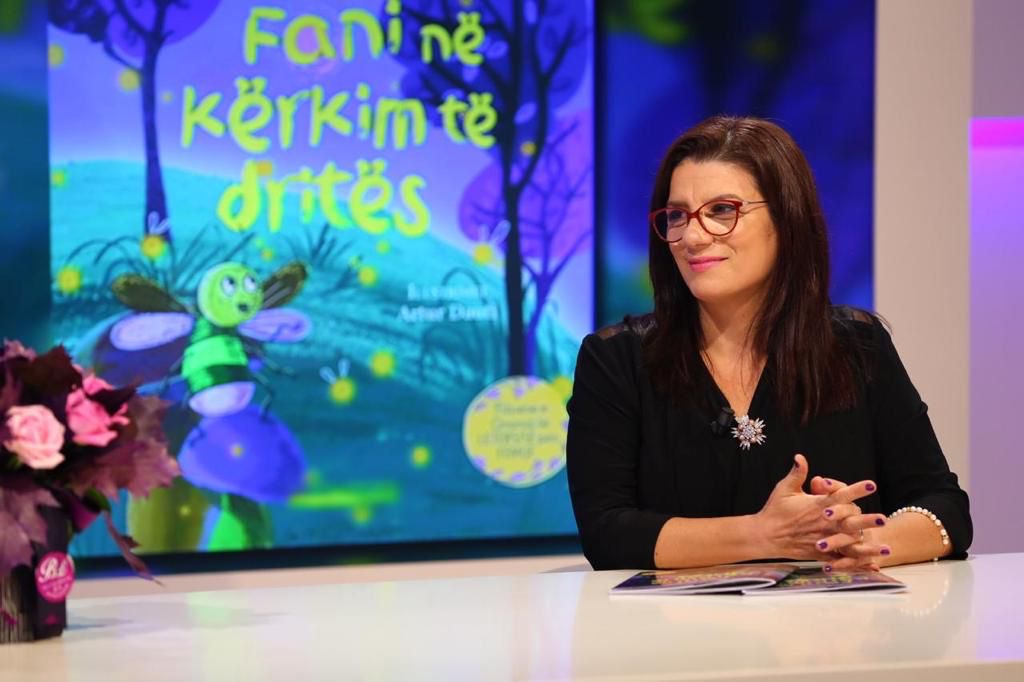 Çfarë shkruan shkrimtarja për fëmijë Rovena Rrozhani për zhdukjen e xixëllonjave