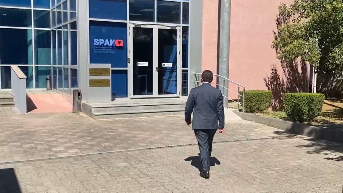 Kreu i KPP, Myzyri i njoftohet akuza zyrtare në SPAK. Së shpejti edhe 3 të tjerë