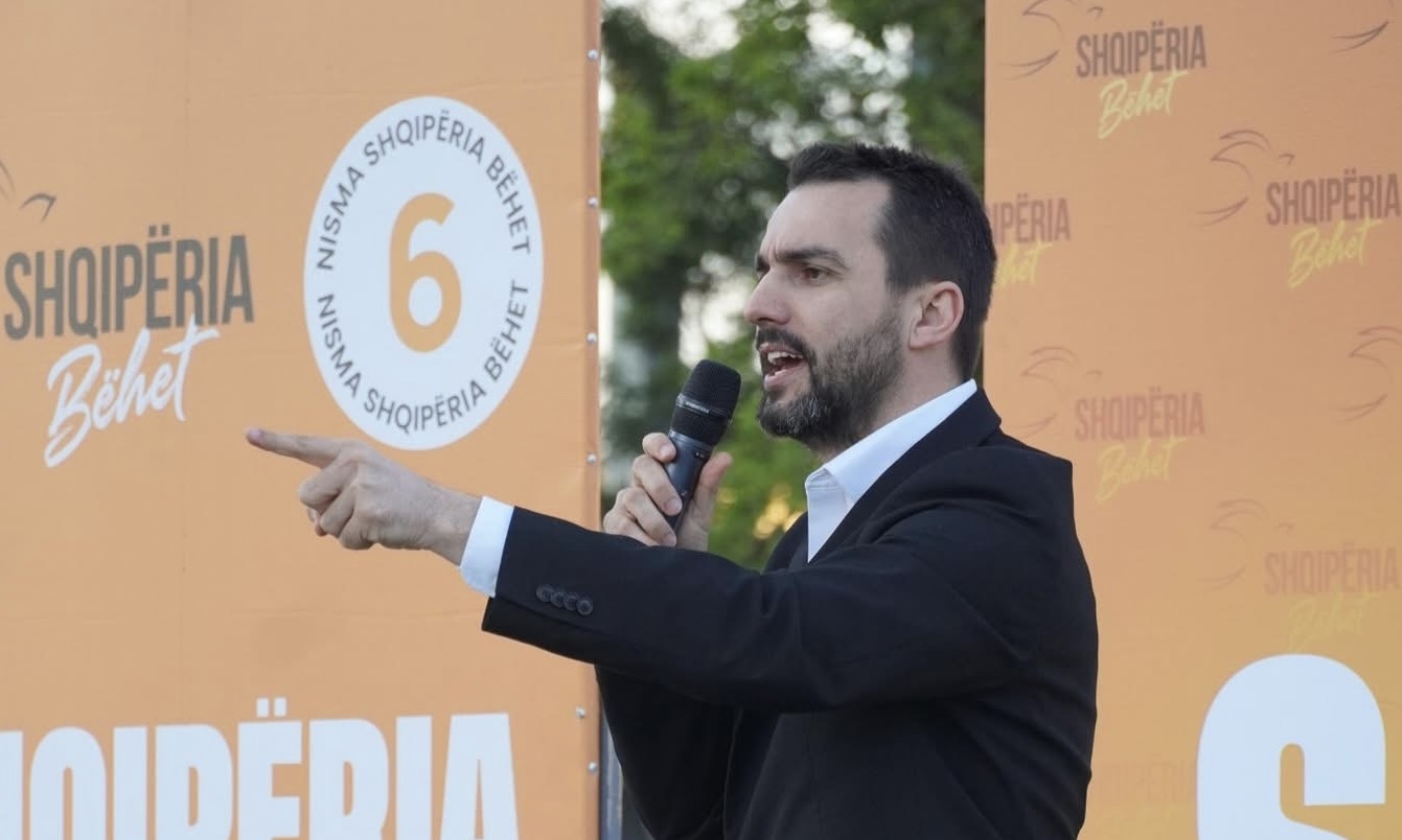 Adriatik Lapaj: “Shqipëria po digjet nga sistemi i ndërtuar nga Edi Rama”