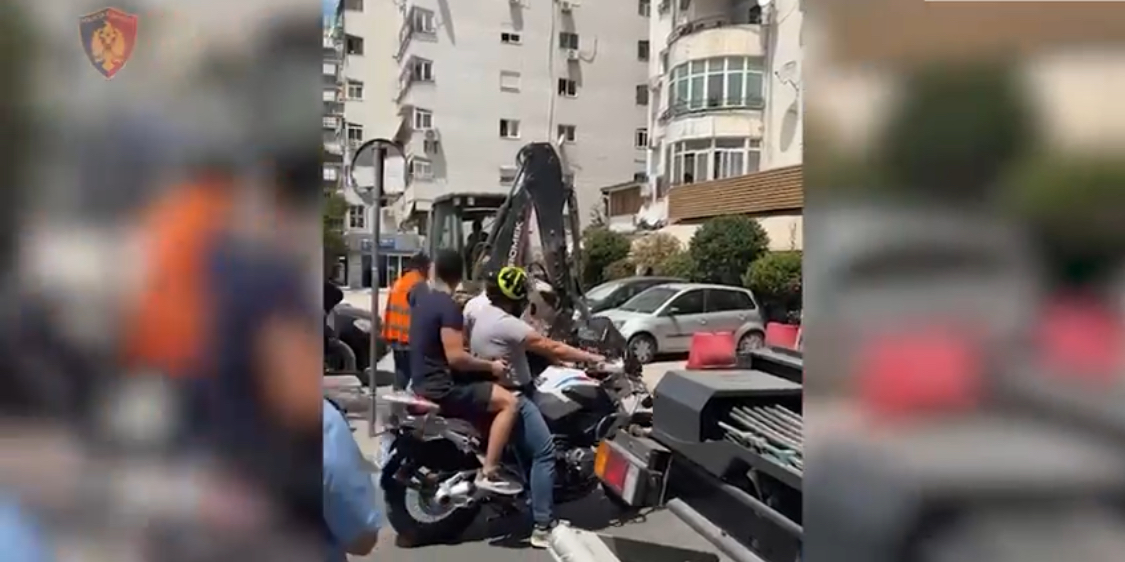 Lirohet parkimi i zënë me forcë te ‘Komuna e Parisit’, komisariati e ngre telefonin ‘112’ pas 12 vitesh