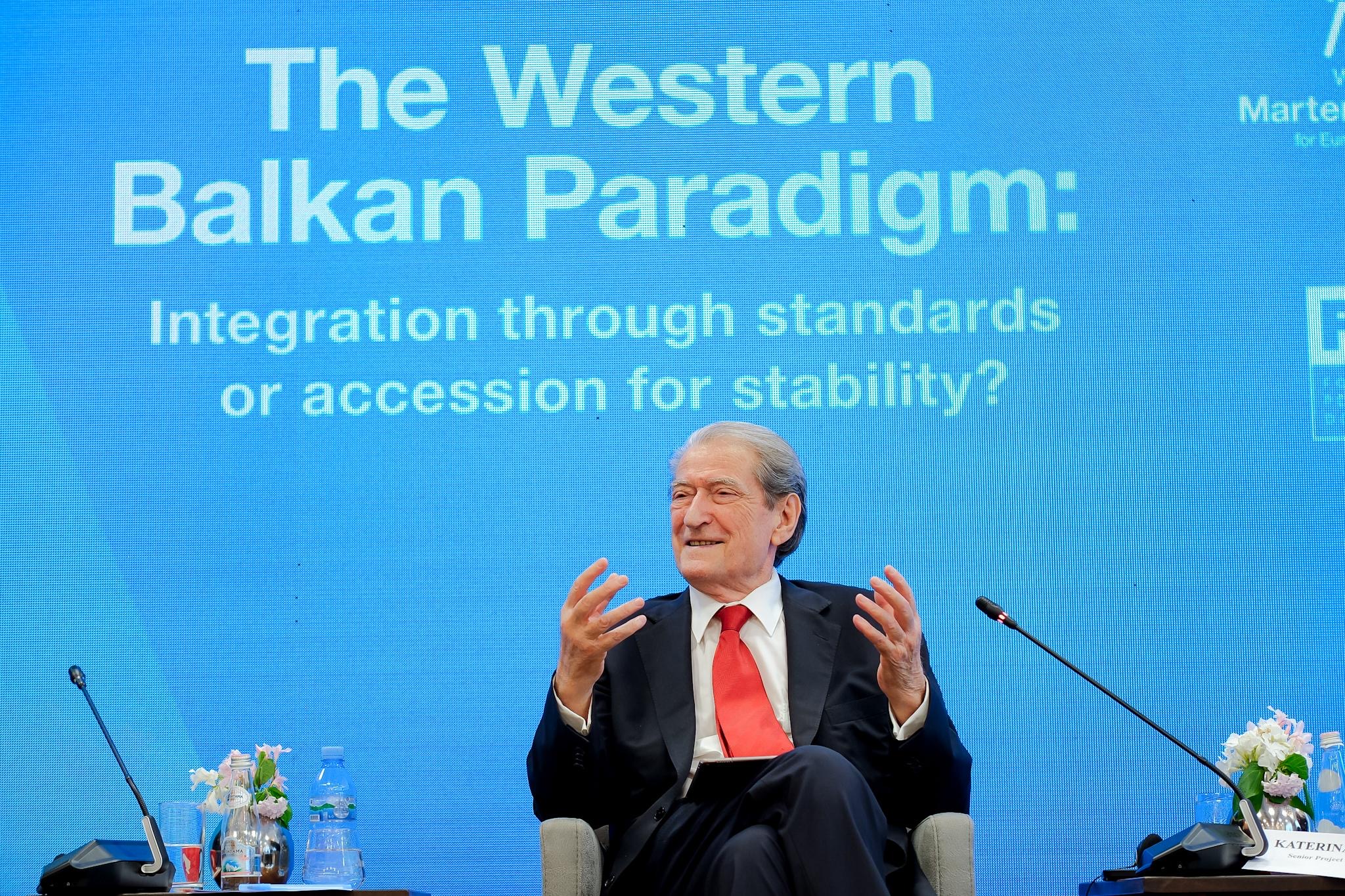 Berisha: Nëse i jepet përparësi stabilokracisë në krahasim me standardet, kjo i hap rrugën autokracisë!