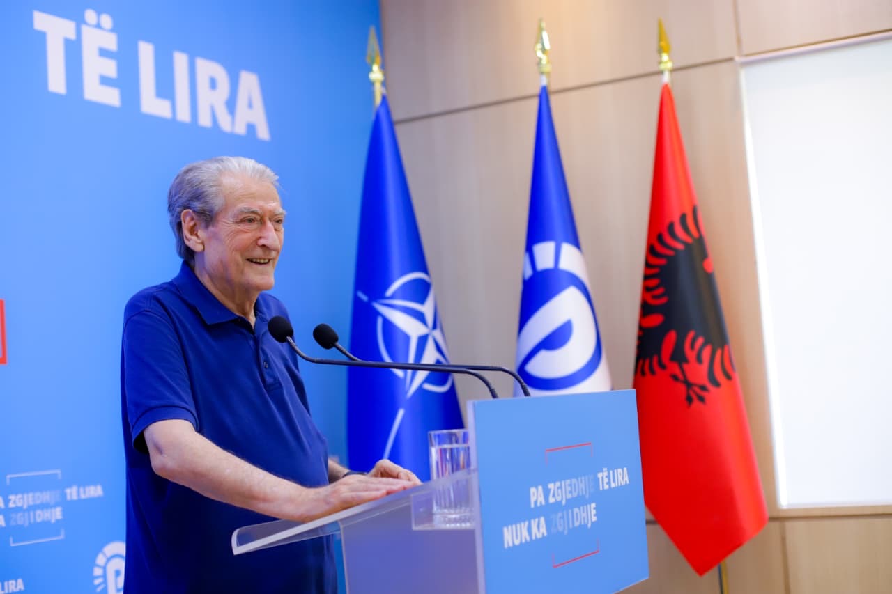 Berisha komenton pensionin që caktoi Rama për kryeministrin, 30 herë më i lartë se pensioni mesatar