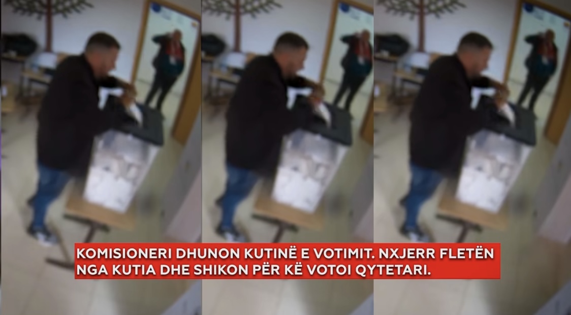 VIDEO/ E nxjerr fletën e votimit nga kutia për të parë votën