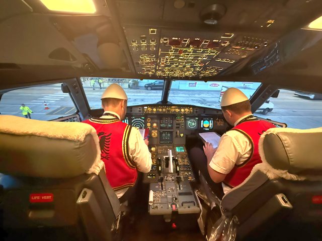 Air Albania, më shumë se një kompani ajrore: sfida, identitet dhe mbijetesa në një treg të vogël