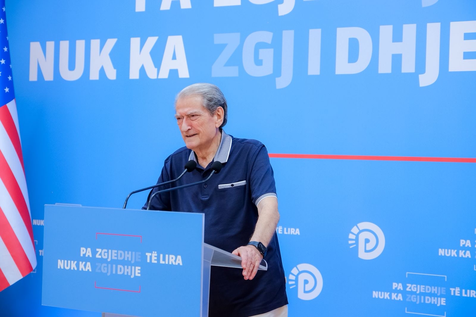 Rama tenton asgjësimin e pavarësisë nga ekzekutivi, me ligjin e ri bën pjesë të administratës ushtrinë, diplomacinë dhe universitetet