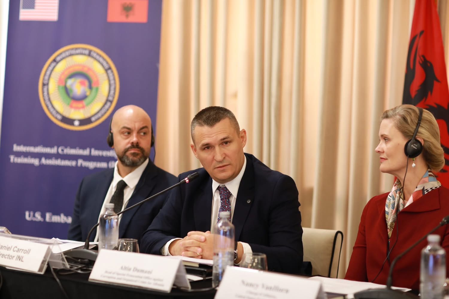 SHBA: Grupet kriminale të Ballkanit, lidhje korruptive, minojnë rritjen ekonomike