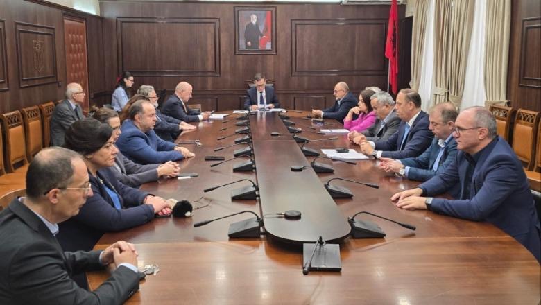 EMRI/ Gjykata e Lartë zgjedh anëtarin e ri të Gjykatës Kushtetuese