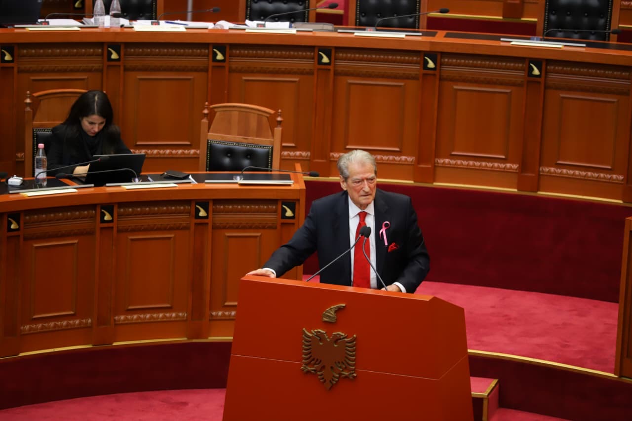 Berisha publikon një ujdi të Kreshnik Farrukut dhe përgjimin tjetër për Toyota Yaris