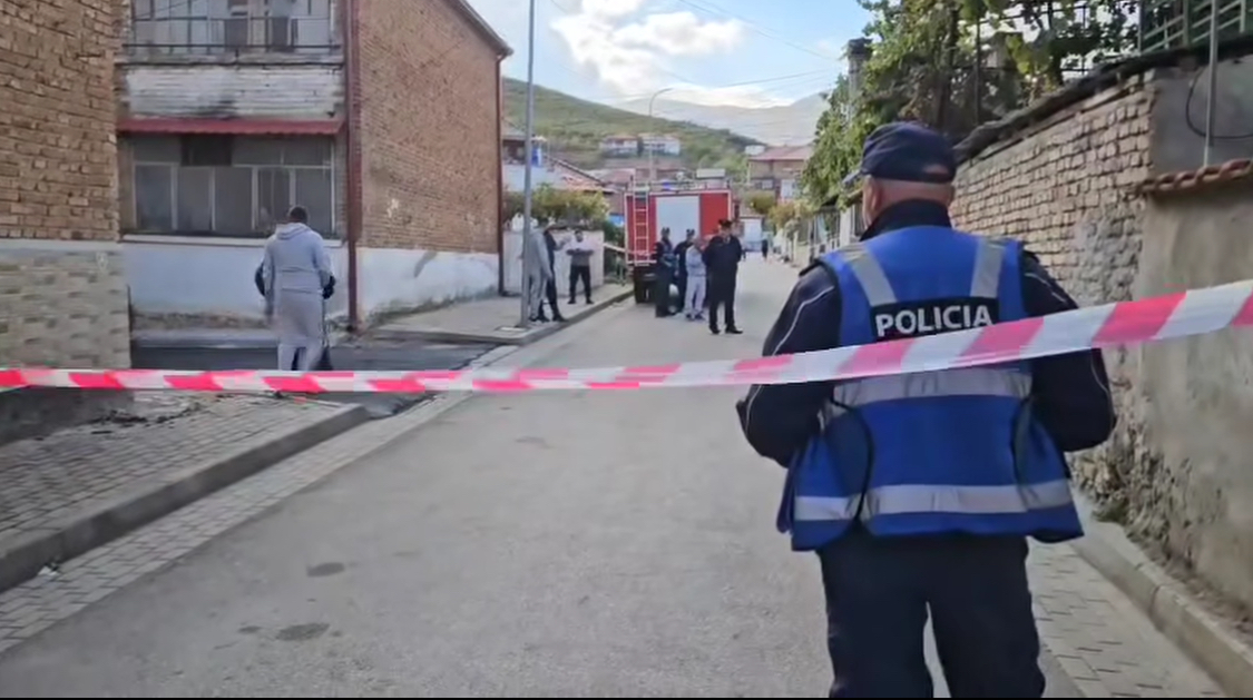 Zjarri në Maliq, humb jetën edhe një fëmijë pas të ëmës