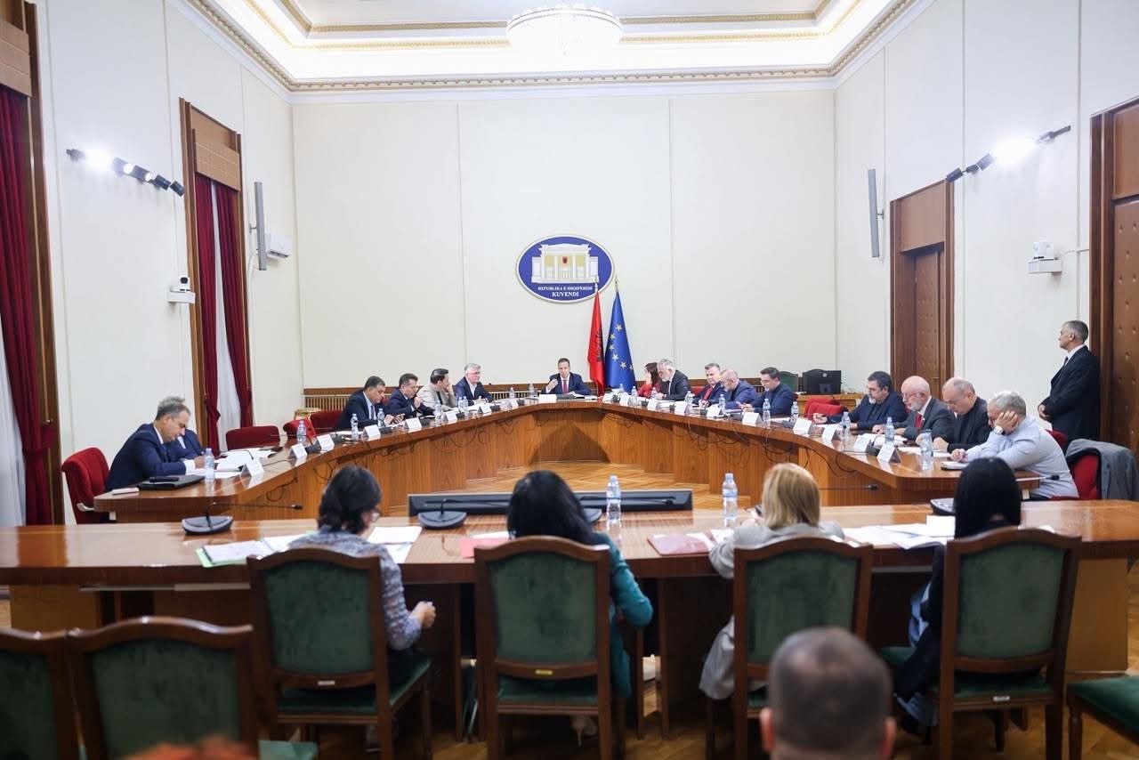 Merr udhë Komisioni për Reformën Zgjedhore