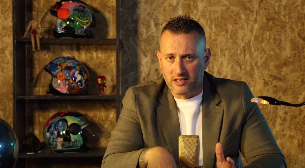 Piktori qenka menaxher por aktori nuk qenka! Mesazhi i Binaj për qytetarët e Tiranës